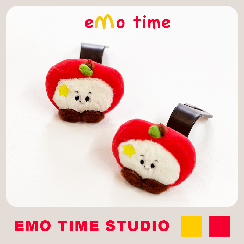 emo 原创可爱平安果车载挂钩便携后座通用款百搭车内饰出行好物