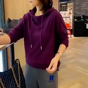欧货新款洋气德绒显瘦连帽内搭打底衫款式加绒内搭卫衣休闲上衣女