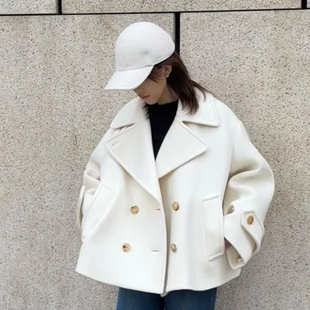老钱风白色毛呢大衣女短款双排扣翻领外套高级感千金风