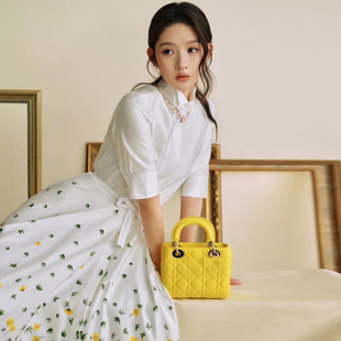春夏装 印花收腰系带长裙碎花裙气质群 优雅风白色翻领连衣裙女时尚