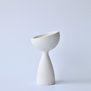 米色小蛮腰水泥摆件矿香石容器空气凤梨有模具线有小气孔外径10CM