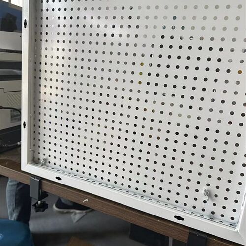 宿舍免打孔洞洞板置m物架挂墙大学生书桌整理桌面墙上收纳展示配