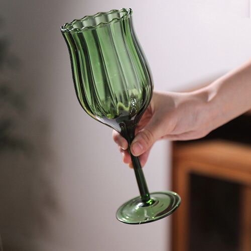 法式复古小众绿色高脚杯中古红酒杯E香槟杯轻奢优雅花边葡萄酒杯