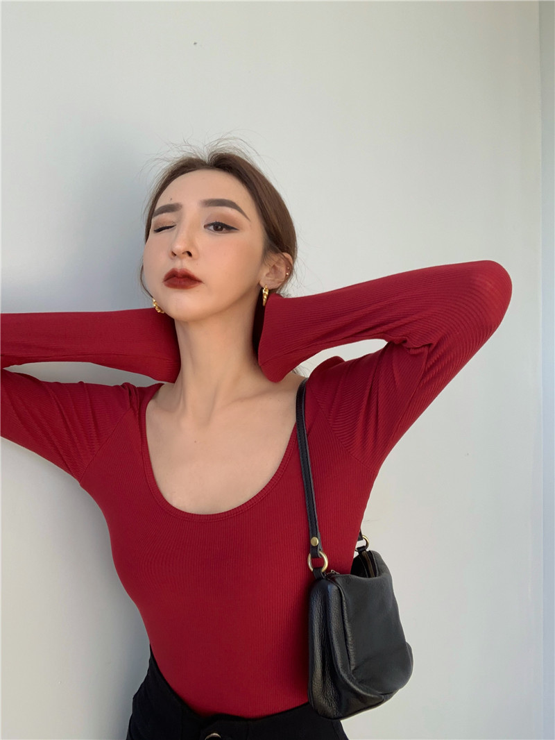 The real price does not reduce the appearance of thin and slim big collar