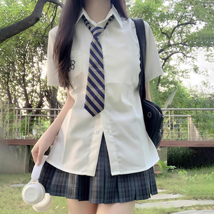 短袖jk衬衫日系宽松学院风白刺绣衬衣女夏季显瘦校供上衣学院风