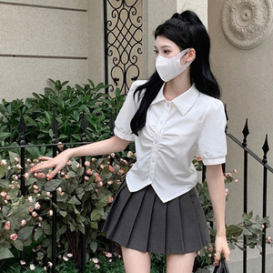 polo领正肩短袖衬衫女收腰别致短款夏季小衫洋气泡泡袖上衣小个子