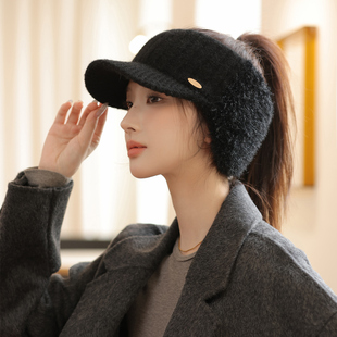 跑步护耳空顶鸭舌帽子女士2026秋冬款户外运动扎马尾防晒帽显脸小