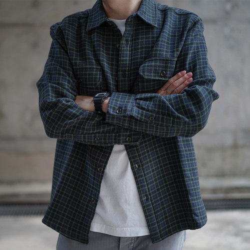 纯棉长袖衬衫自制格子尖领复古