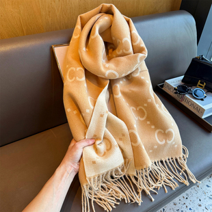 高档送礼大牌字母双面仿羊绒围巾女冬季加厚保暖流苏披肩百搭围脖