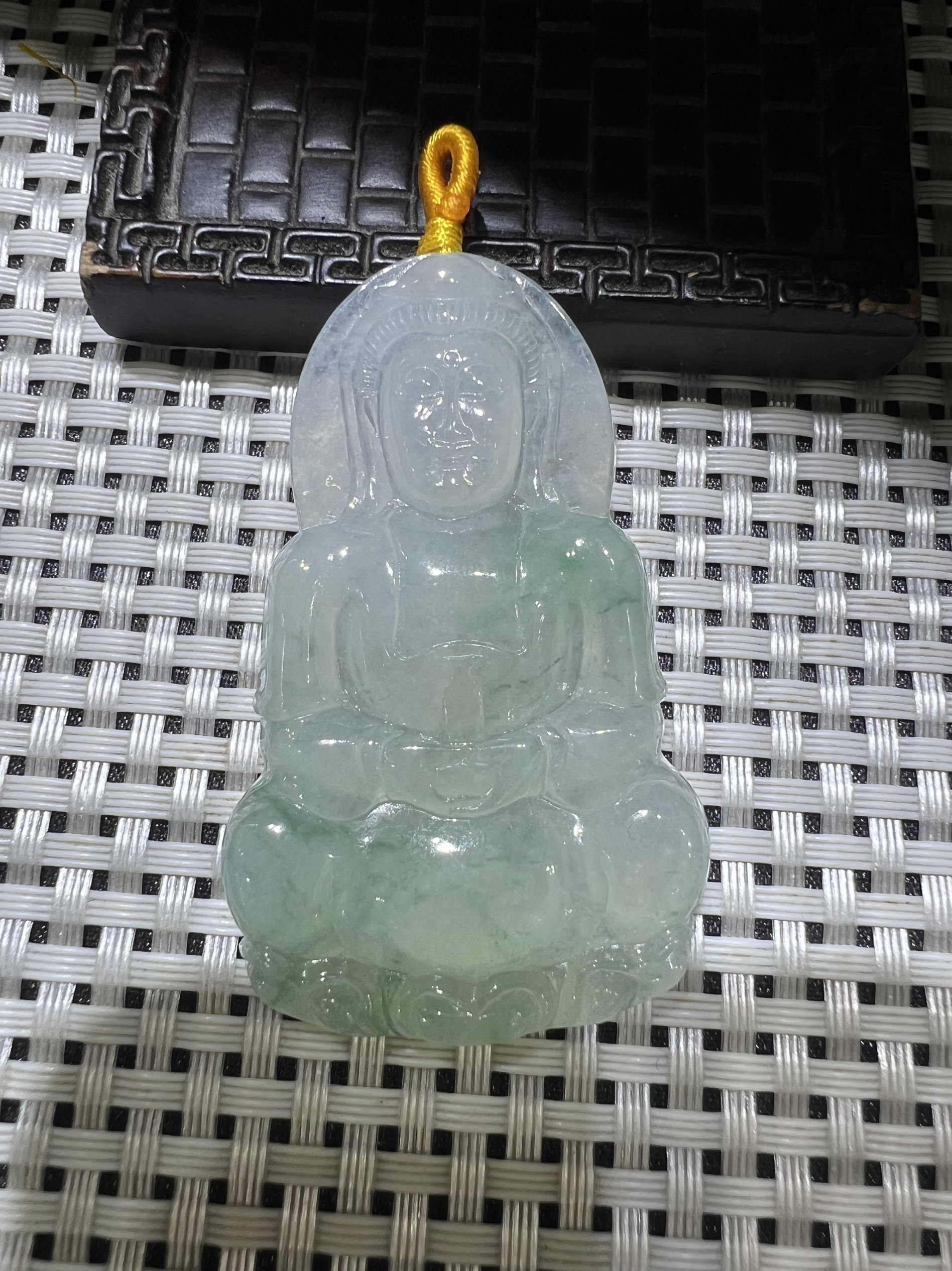 LW天然缅甸翡翠A货冰种飘蓝绿花观音菩萨吊坠玉石男款平安挂件