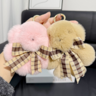 可爱小棕熊真獭兔毛皮草包包挂件毛绒玩偶公仔汽车钥匙扣生日礼物