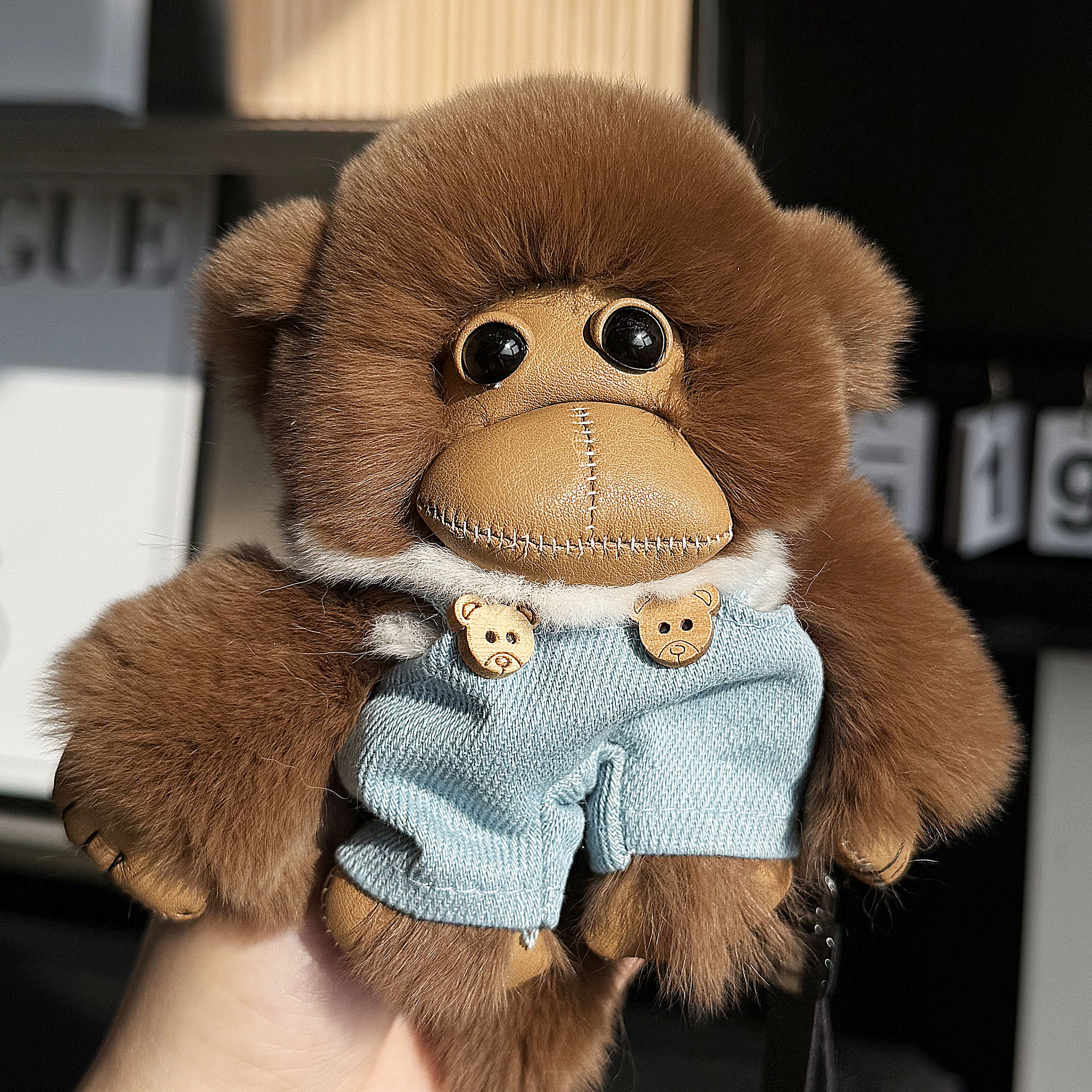 可爱真獭兔毛小猴子毛绒书包小挂件卡通公仔玩偶汽车钥匙扣包挂饰