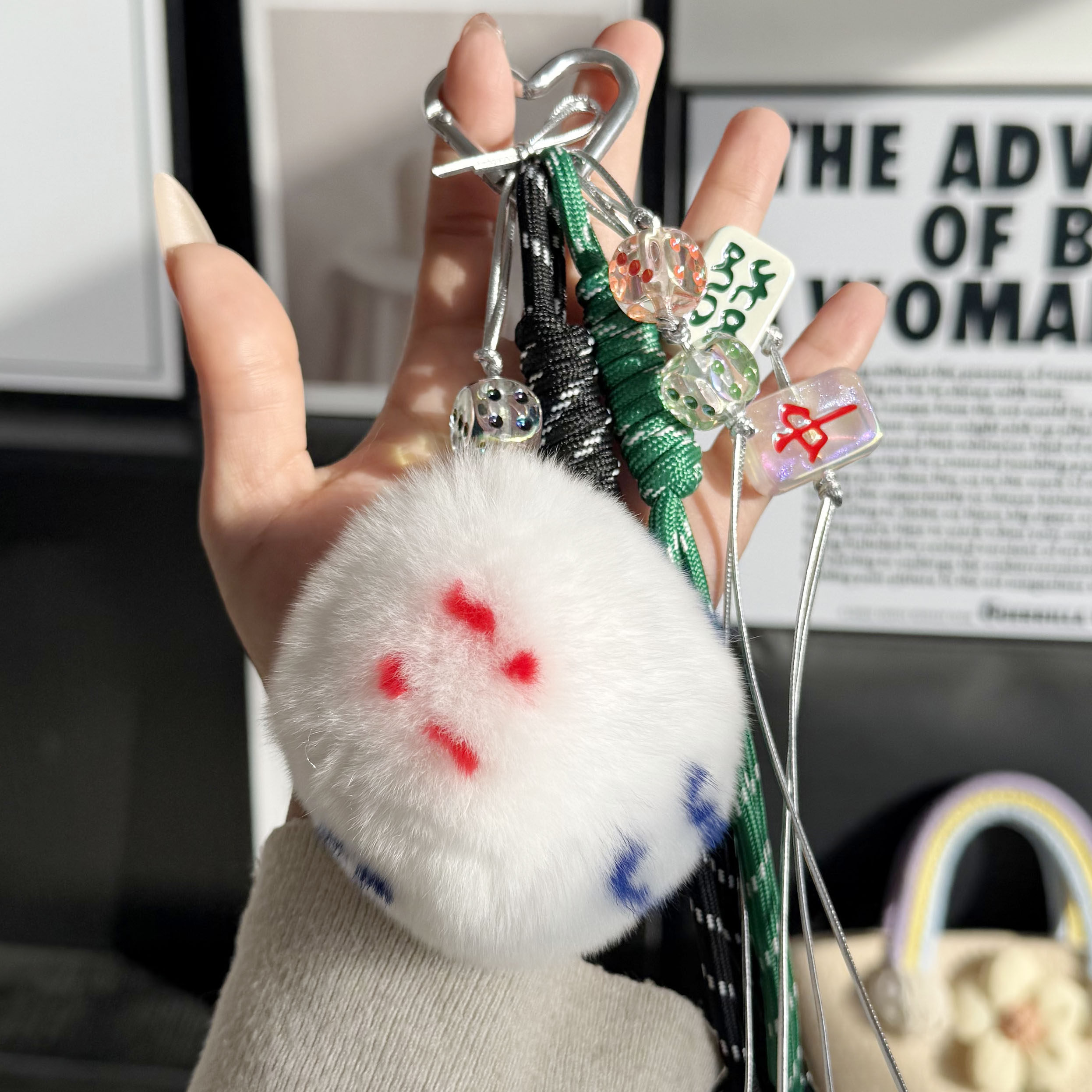 可爱真獭兔毛幸运骰子钥匙扣治愈系毛绒玄学包挂件高档书包挂饰,服饰配件/皮带/帽子/围巾,包挂件,淘宝优惠券,粉丝福利购,淘宝优惠卷