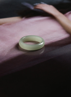 13号戒指 和田玉晴水青白泥鳅背圆弧素圈指环 3249