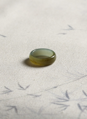 12号戒指 新疆和田玉糖料糖青泥鳅背圆弧素圈指环 8360