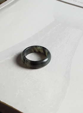 20号戒指 新疆和田玉青花圆弧素圈指环 9934