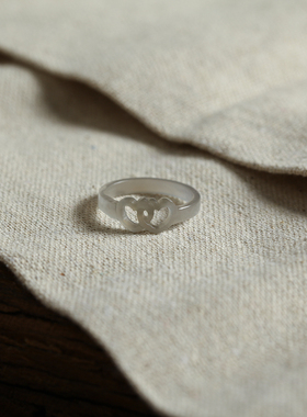 13号戒指 和田玉烟紫心连心手工雕刻指环 4098