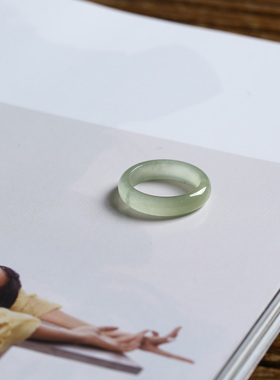 7号戒指 和田玉晴水青白小尺码圆弧素圈指环 尾戒 9128