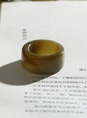 29号戒指 新疆和田玉糖玉中宽圆弧大尺码直切款指环 扳指 9019