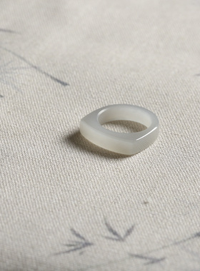 13号戒指 和田玉烟紫窄条马鞍款指环 8329