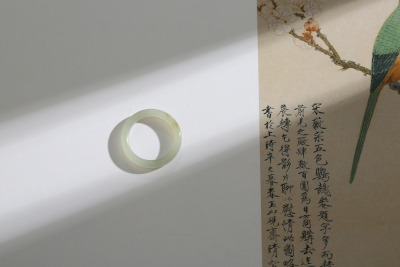 17号戒指 新疆和田玉糖玉唐草纹细条素圈指环 6314