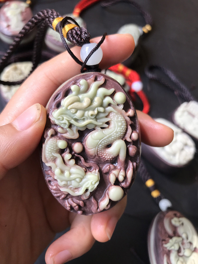 贵州梵净山紫袍玉带石茶盘手把件弥勒佛金蟾招财饰品禅意摆件紫砂