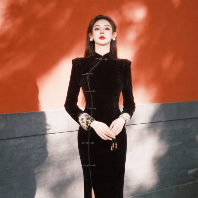 春装新款女中国风刺绣设计感修身