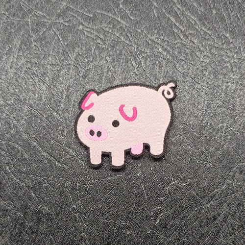 DIY二次元可爱pig猪猪魔术贴章