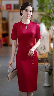 高端复古妈妈连衣裙醋酸缎旗袍春2024年轻喜婆婆丈母娘结婚宴礼服