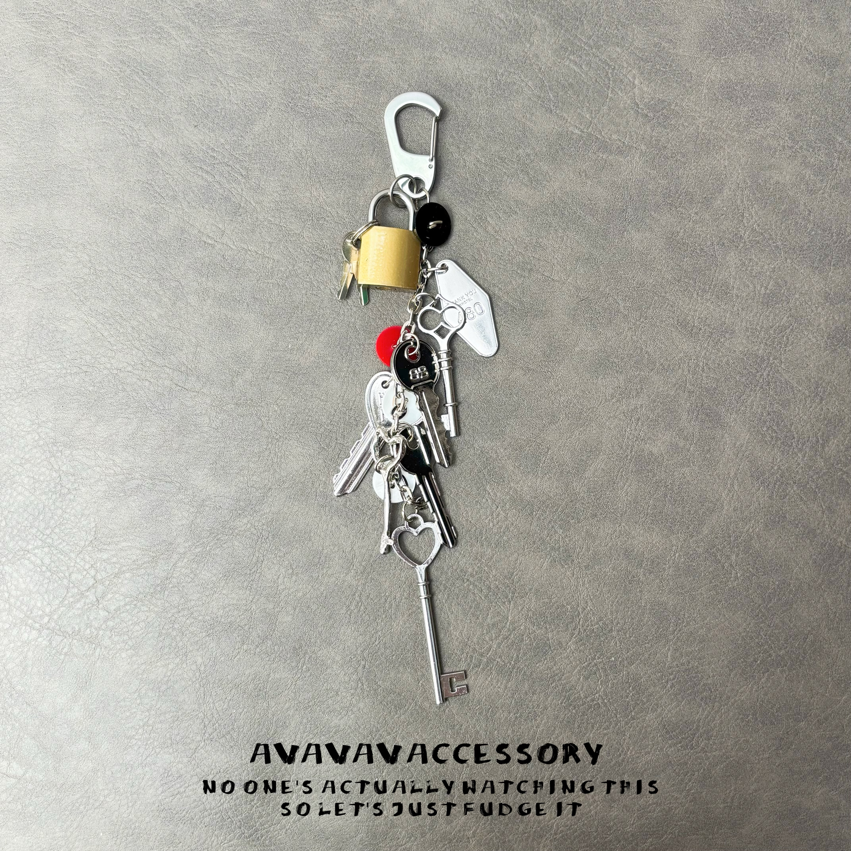 AVAVAV 复古设计感钥匙扣cleanfit配件腰间配饰小众包包挂饰vibe
