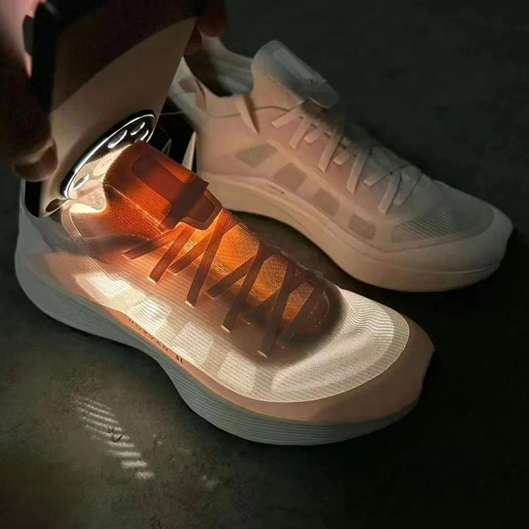 透气户外徒步防滑耐磨男女鞋