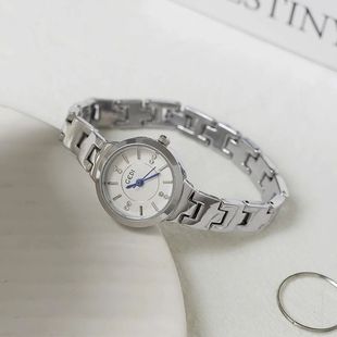 Simple Women's Watch Exquisite Niche Silver Women's Bracelet