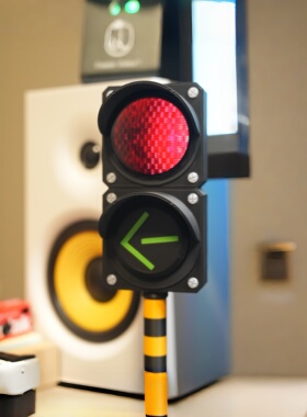 人行横道红路灯桌面摆件自制玩具