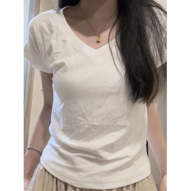 v领短袖t恤女早春新款纯棉打底衫