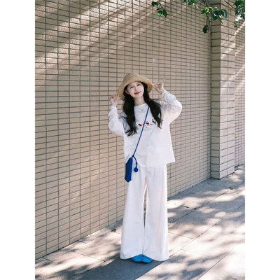 秋冬季加绒内搭可外穿打底衫女2025新款宽松白色纯棉长袖t恤上衣