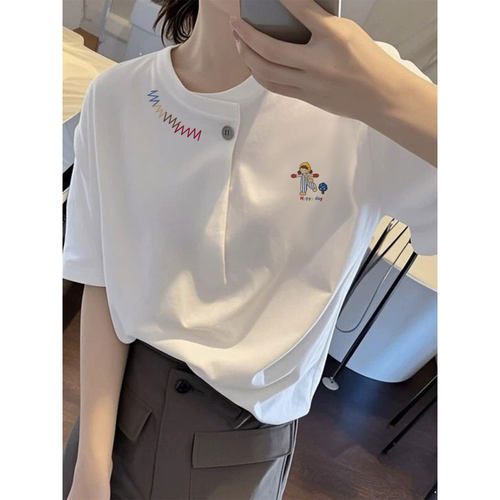 夏季韩系穿搭白色短袖t恤女2026新款独特漂亮初夏上衣小众设计感