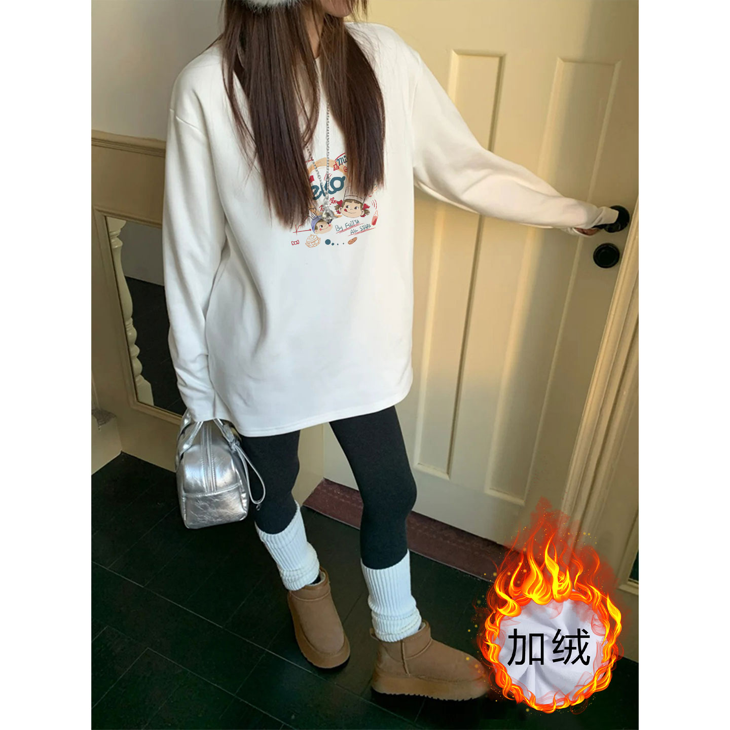 秋冬加绒内搭打底衫女中长款遮屁股洋气长袖t恤搭配鲨鱼裤的上衣