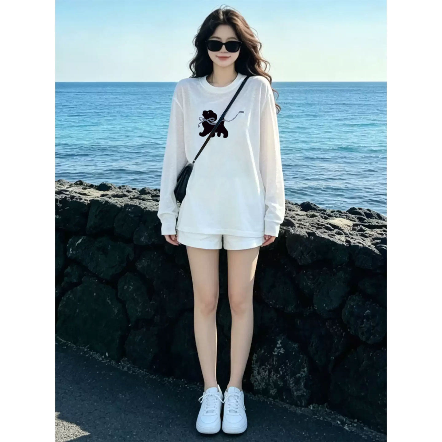 早秋季穿搭女装2026新款今年流行爆款白色长袖t恤打底衫上衣单穿图片