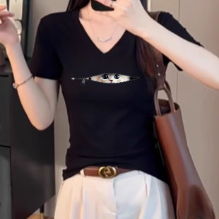 黑色正肩v领纯棉短袖 夏日韩系穿搭绝美漂亮小上衣 t恤女装 2025新款