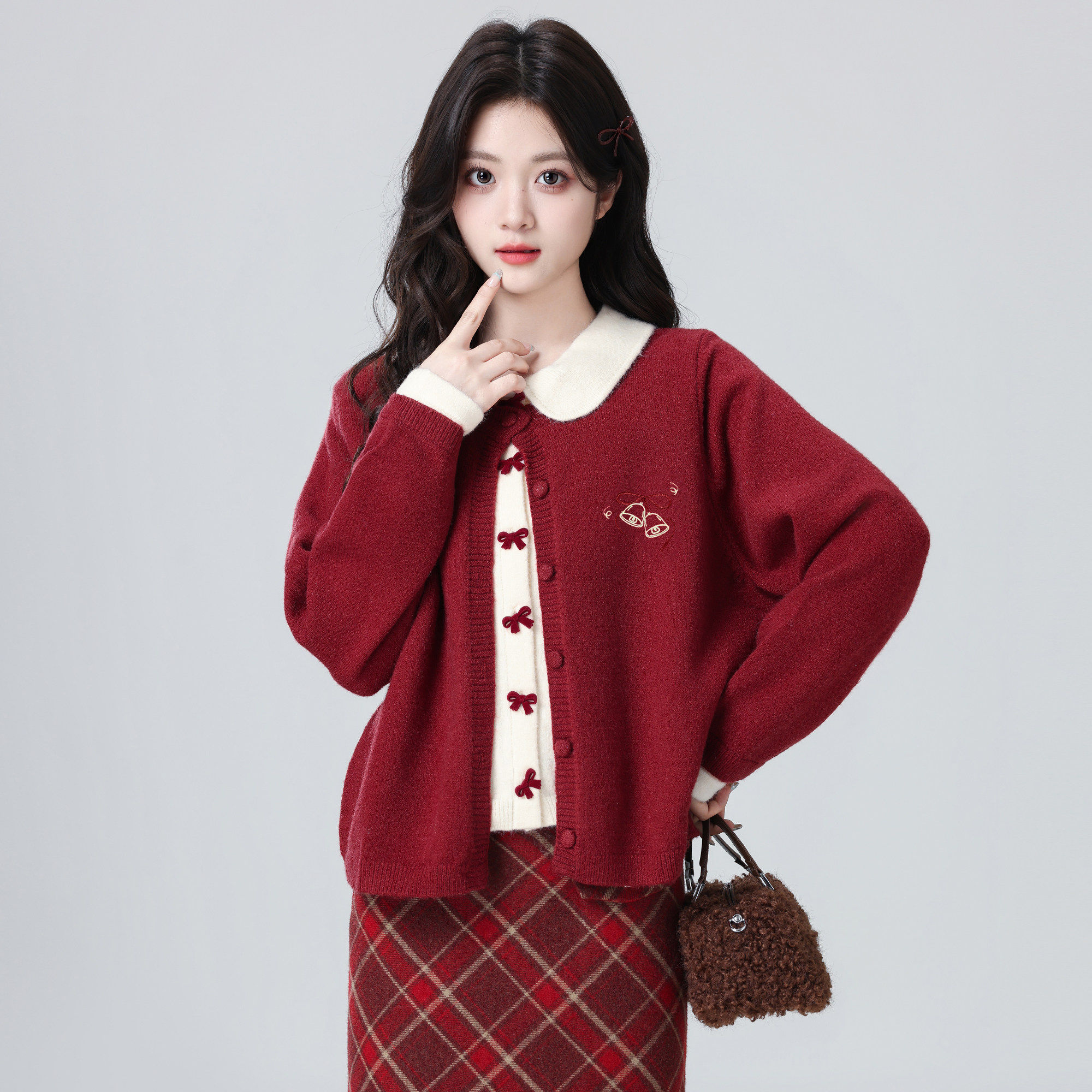 红色假两件毛衣外套女秋冬2026冬新款小香风蝴蝶结针织开衫短上衣