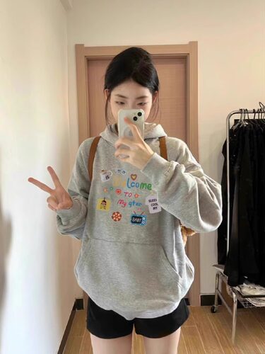 宽松连帽卫衣女2026新款爆款春秋