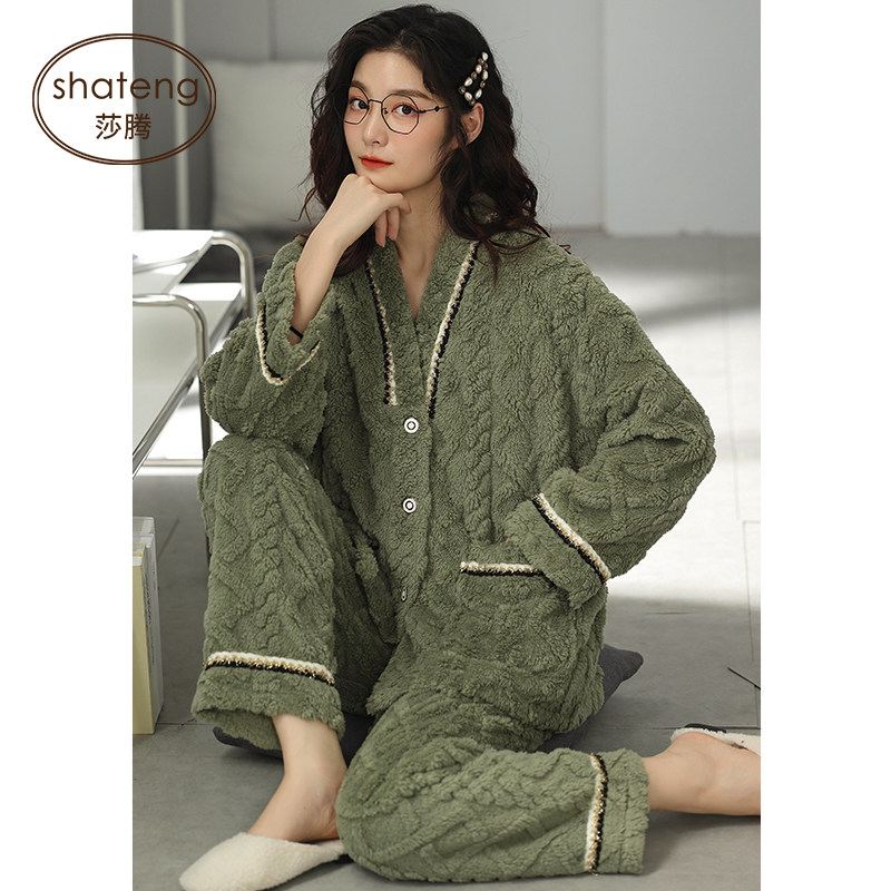 2021年新款秋冬季珊瑚绒睡衣女士冬款加绒加厚居家服法兰绒家居服