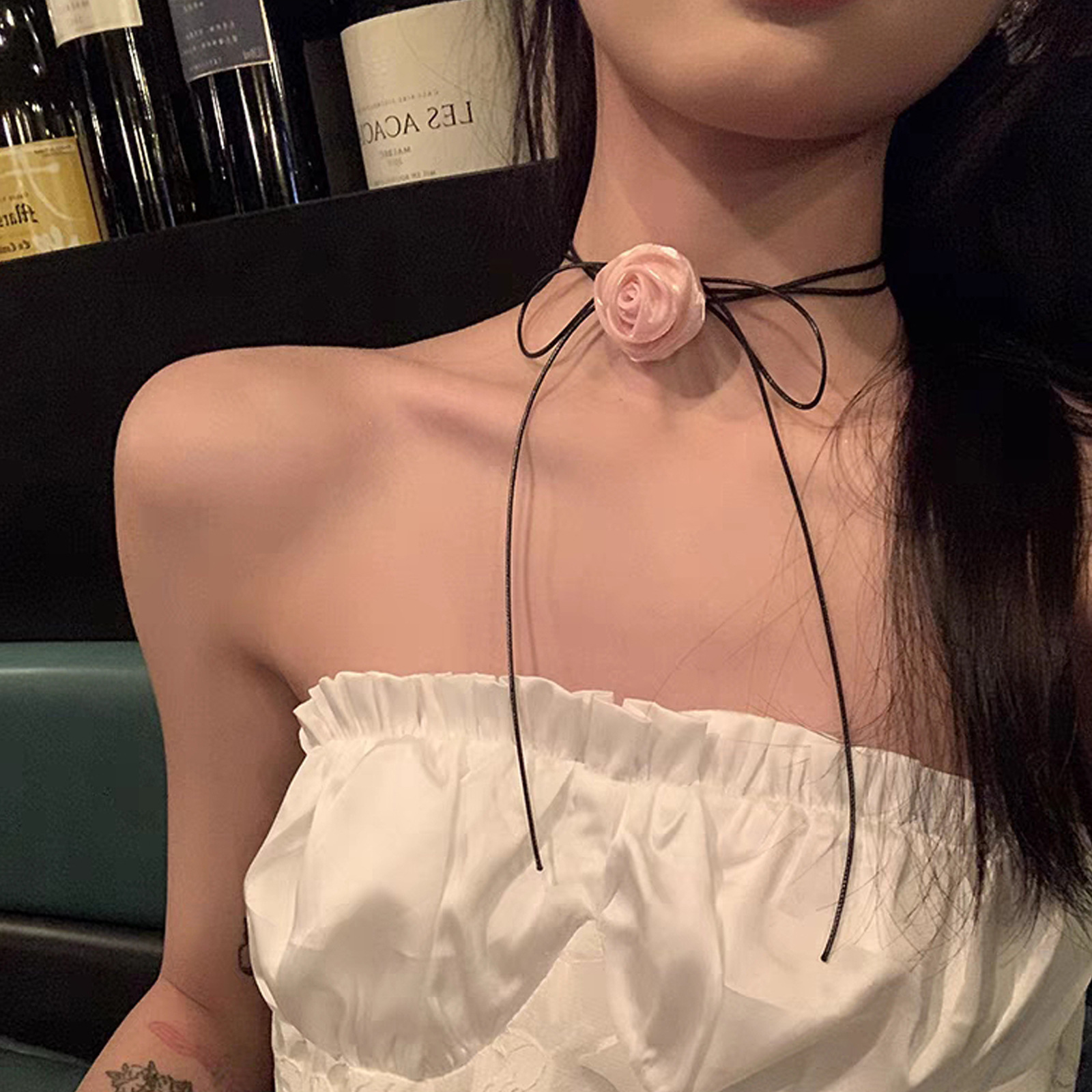 气质绑带项链女玫瑰花朵颈链蝴蝶结系带Choker项圈甜美风锁骨链