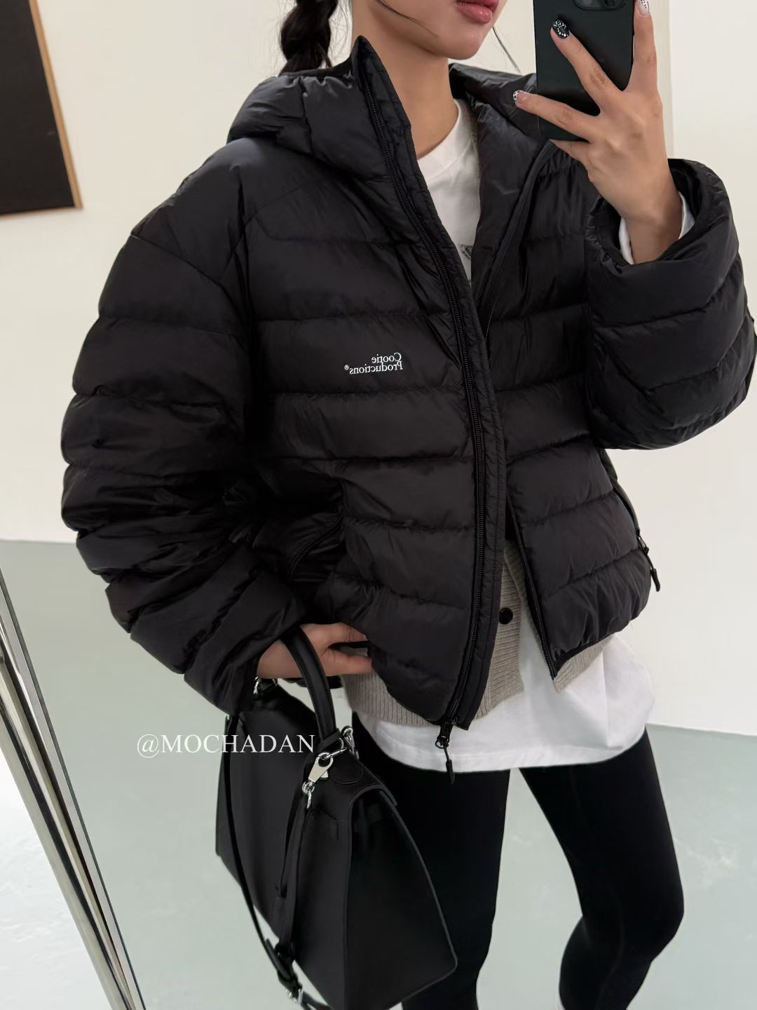 Der.moookka2025冬季新款简约百搭90白鸭绒轻薄连帽排骨羽绒服女