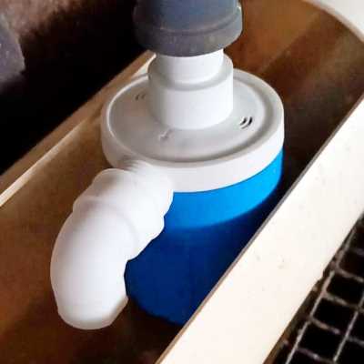 新款雞鴨鵝家禽自動(dòng)飲水器喂x水器鴨子喝水飲水槽牛羊養(yǎng)殖設(shè)備用