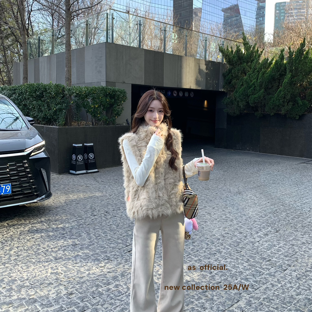 AS OFFICIAL-冬季新款时尚百搭环保毛毛皮草马甲短外套25930