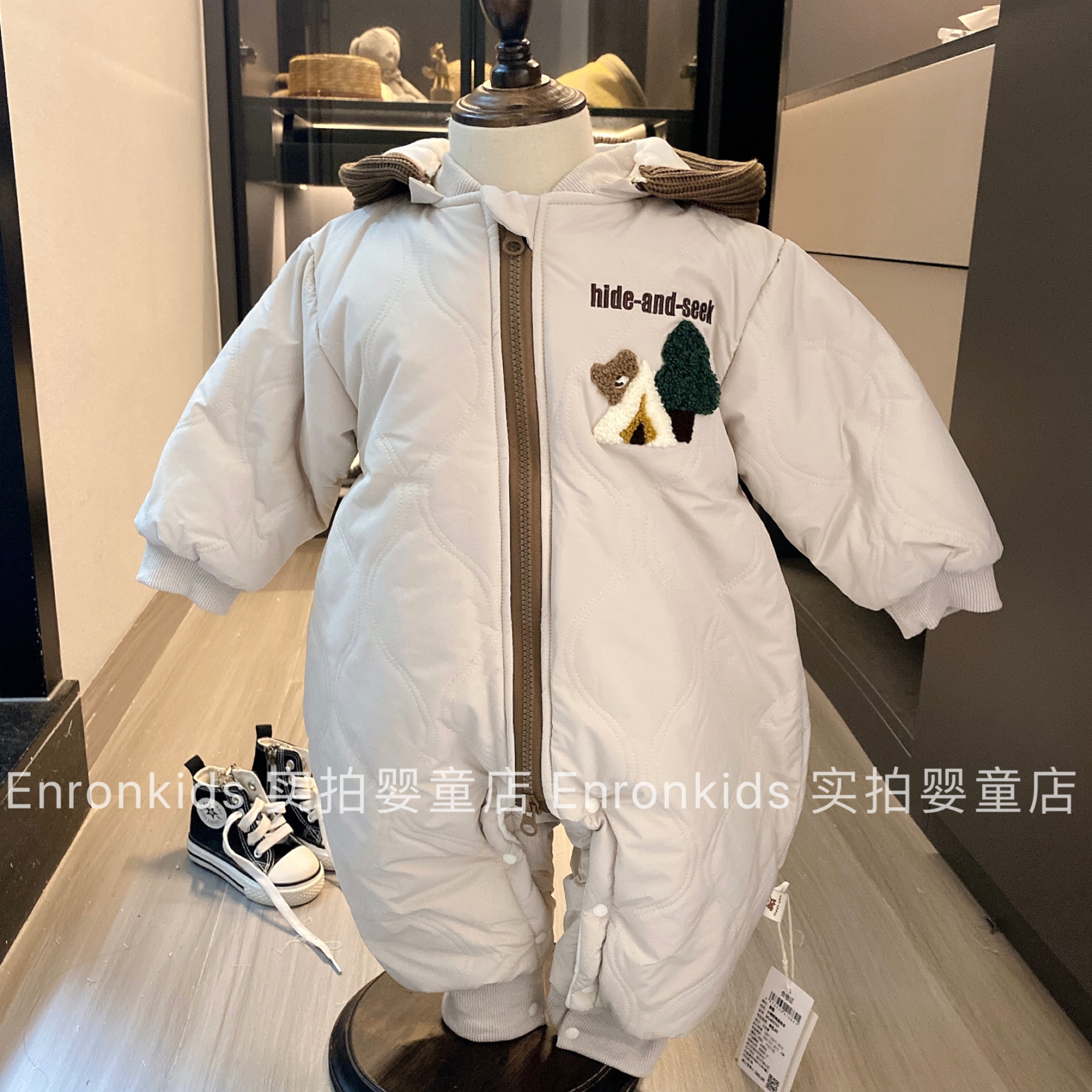 韩版宝宝冬季加厚连帽连体棉服