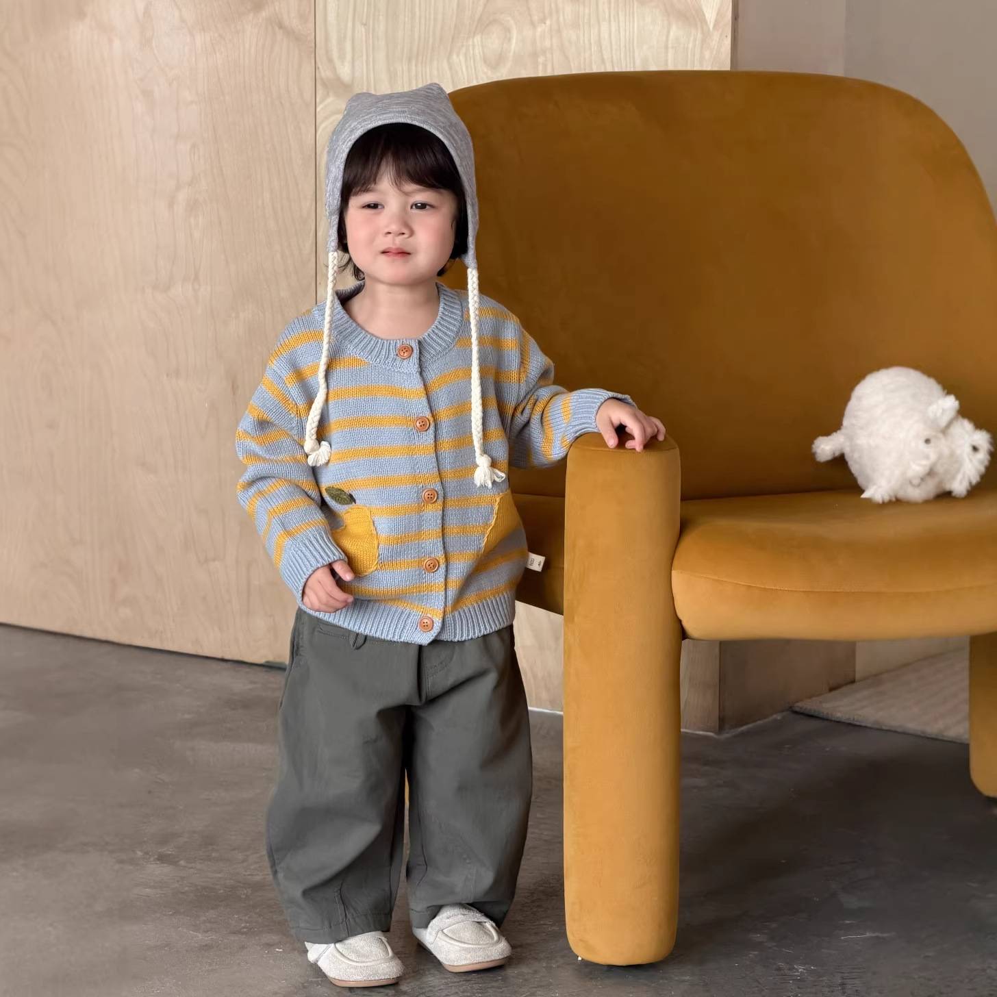 儿童衣服韩版开衫秋冬装宝宝毛衣2026童装儿童外套男童直筒裤套装