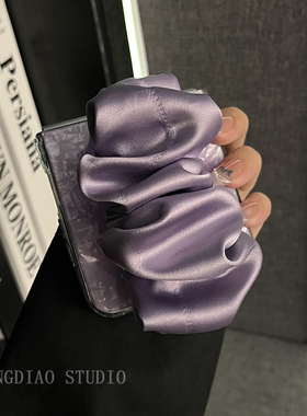 轻调 ins轻奢紫色贝壳纹褶皱丝巾腕带适用于荣耀MagicVFlip2手机壳新款Magic折叠屏V FLIP防摔肤感翻盖保护套