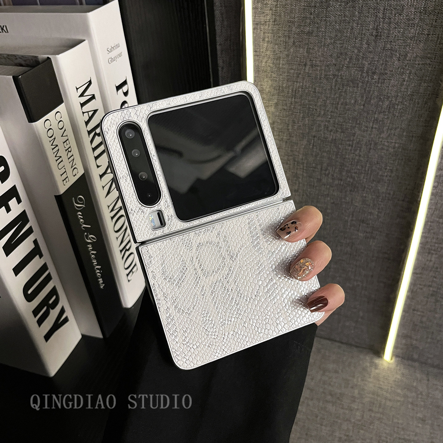 轻调 时尚网红白色蛇纹适用于华为Pura X手机壳全包新款purax典藏版折叠屏p50宝盒翻盖防摔个性潮流女保护套